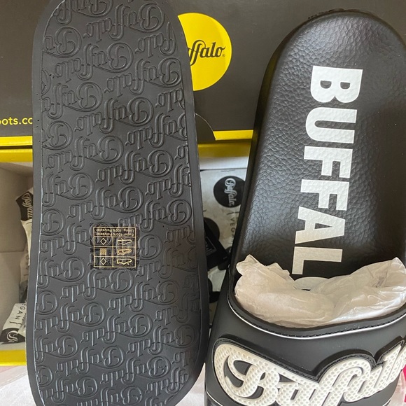 Buffalo Slide Slipper - Picture 5 of 5